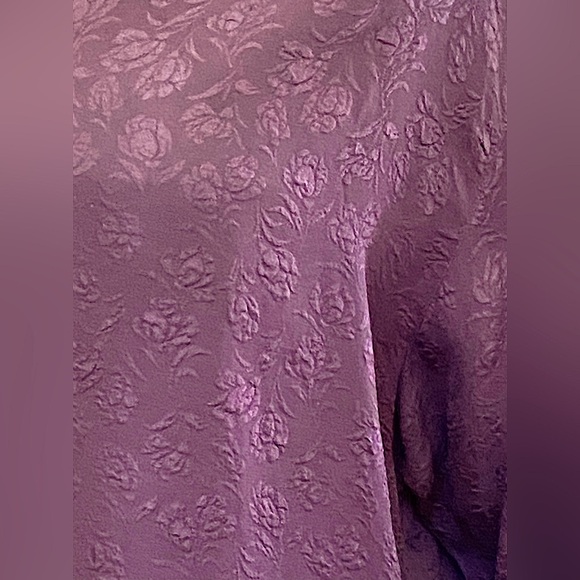 CHICO’S 100% Silk Deep Plum Long Sleeve Tunic 3-D flowing floral design Chicos 3 - Picture 2 of 11
